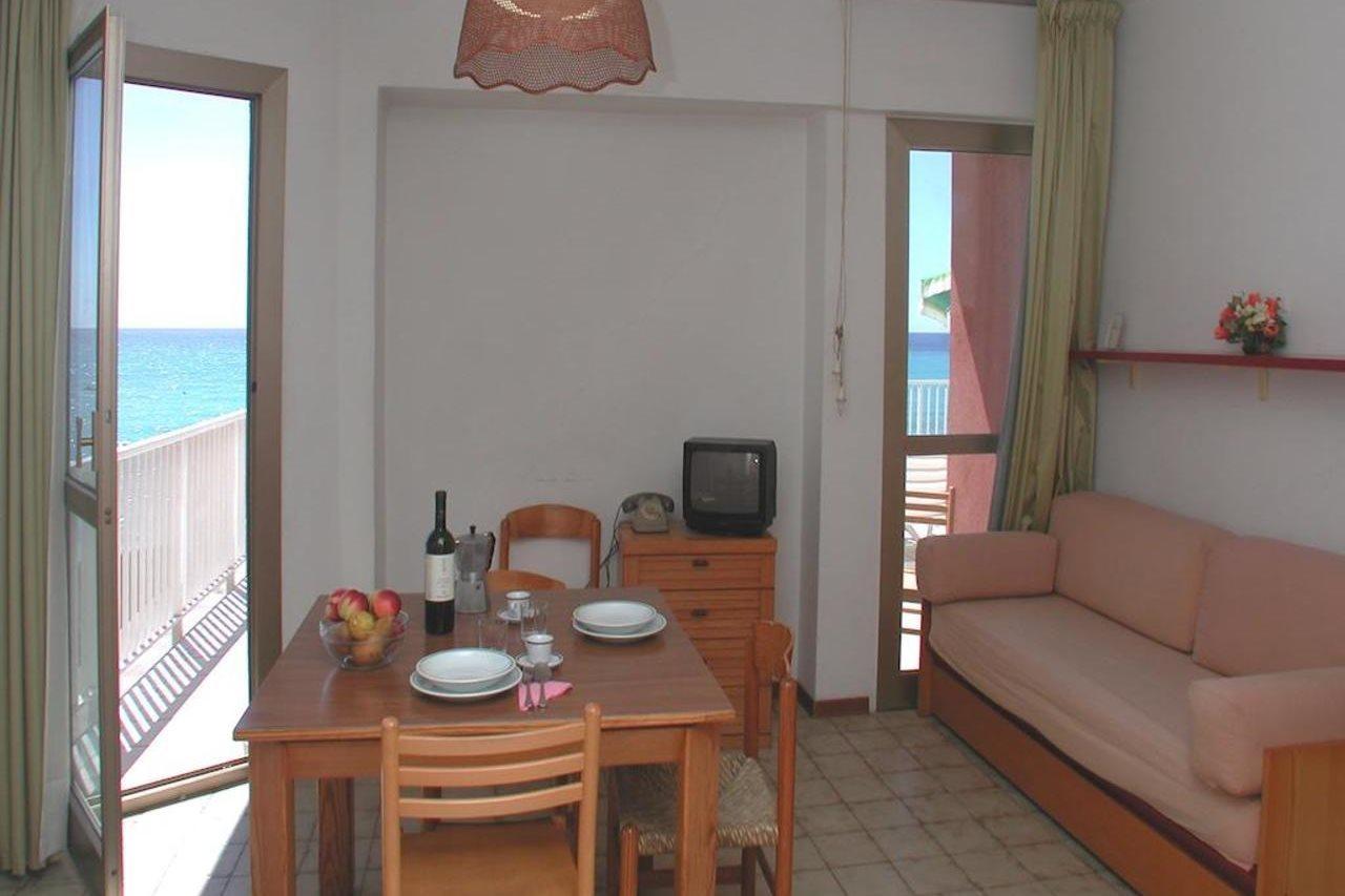 Residence Stella Maris Pietra Ligure Exterior foto